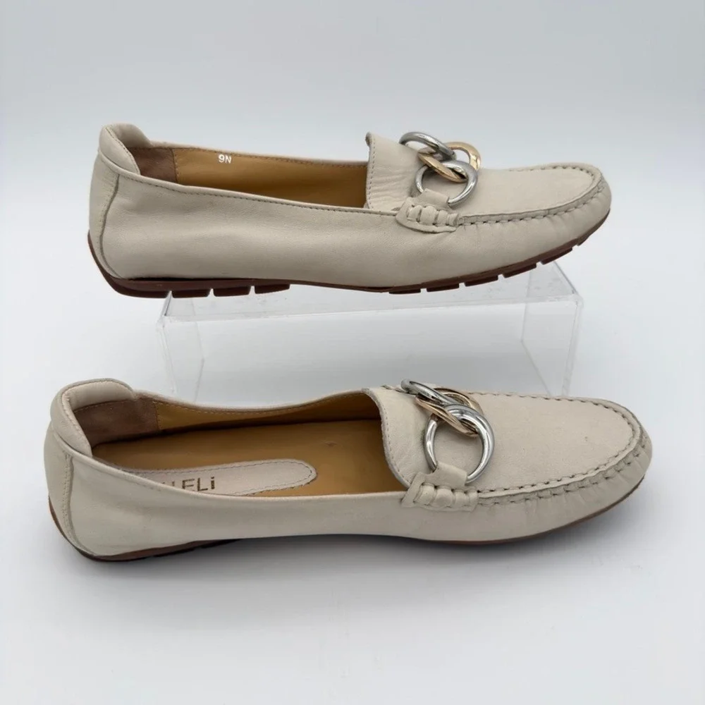 VANELi Women 9N Cream Leather Chain Driving Loafers Moccasins Shoes